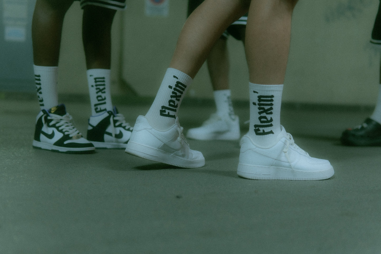 FLEXIN' SOCKS