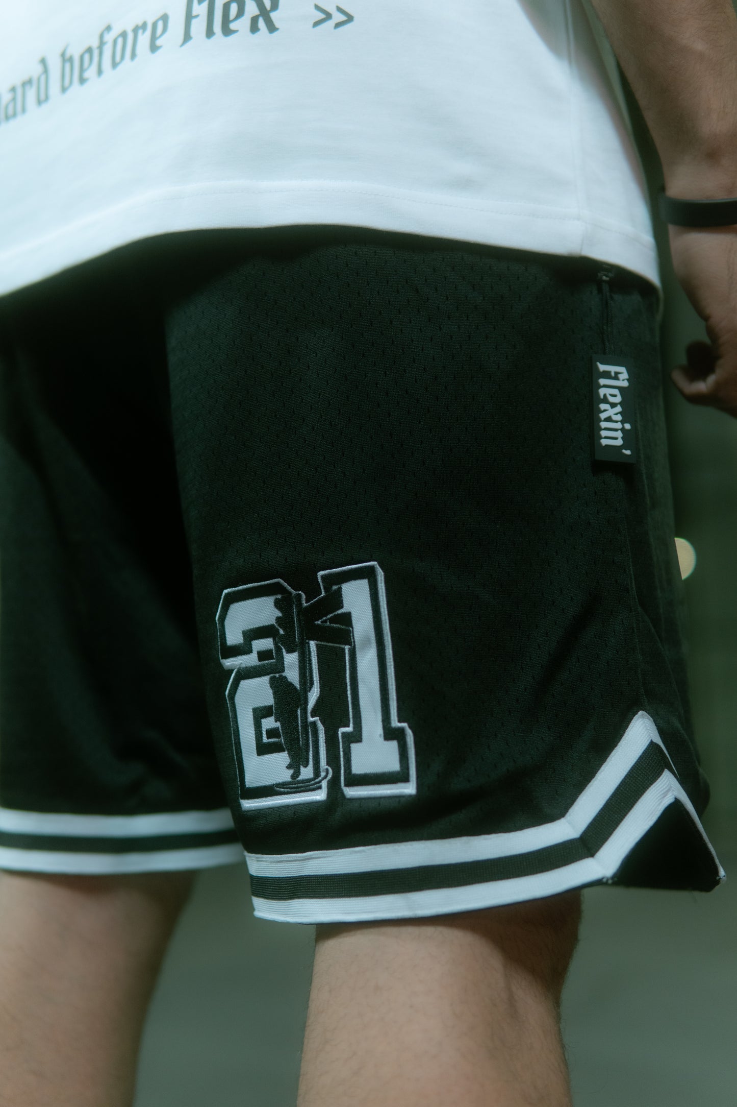 FLEXIN' BBALL SHORT